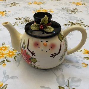 TII Collections Poinsettia Snowman Teapot
